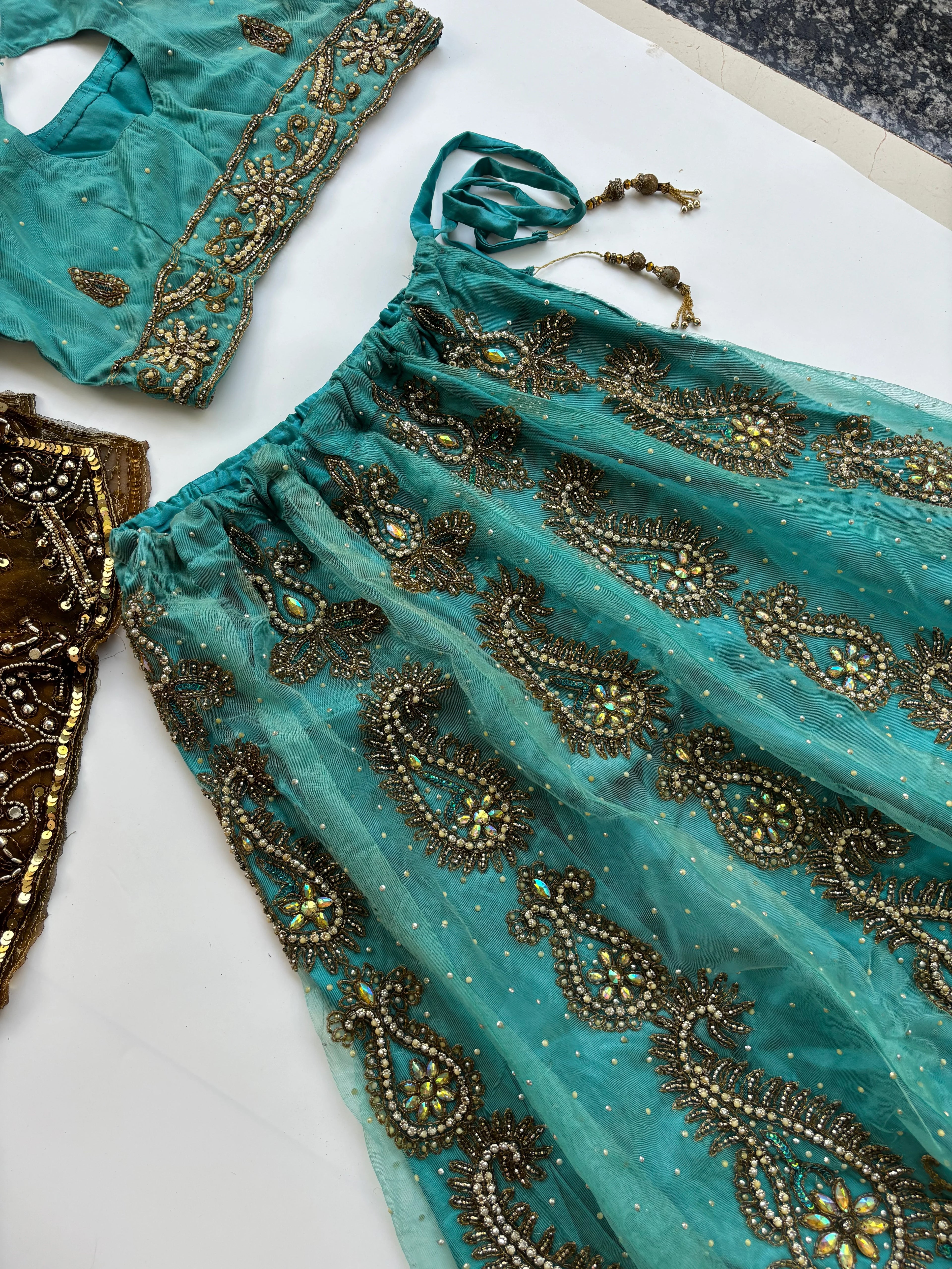 Vintage lehenga set (3 pi3ece)