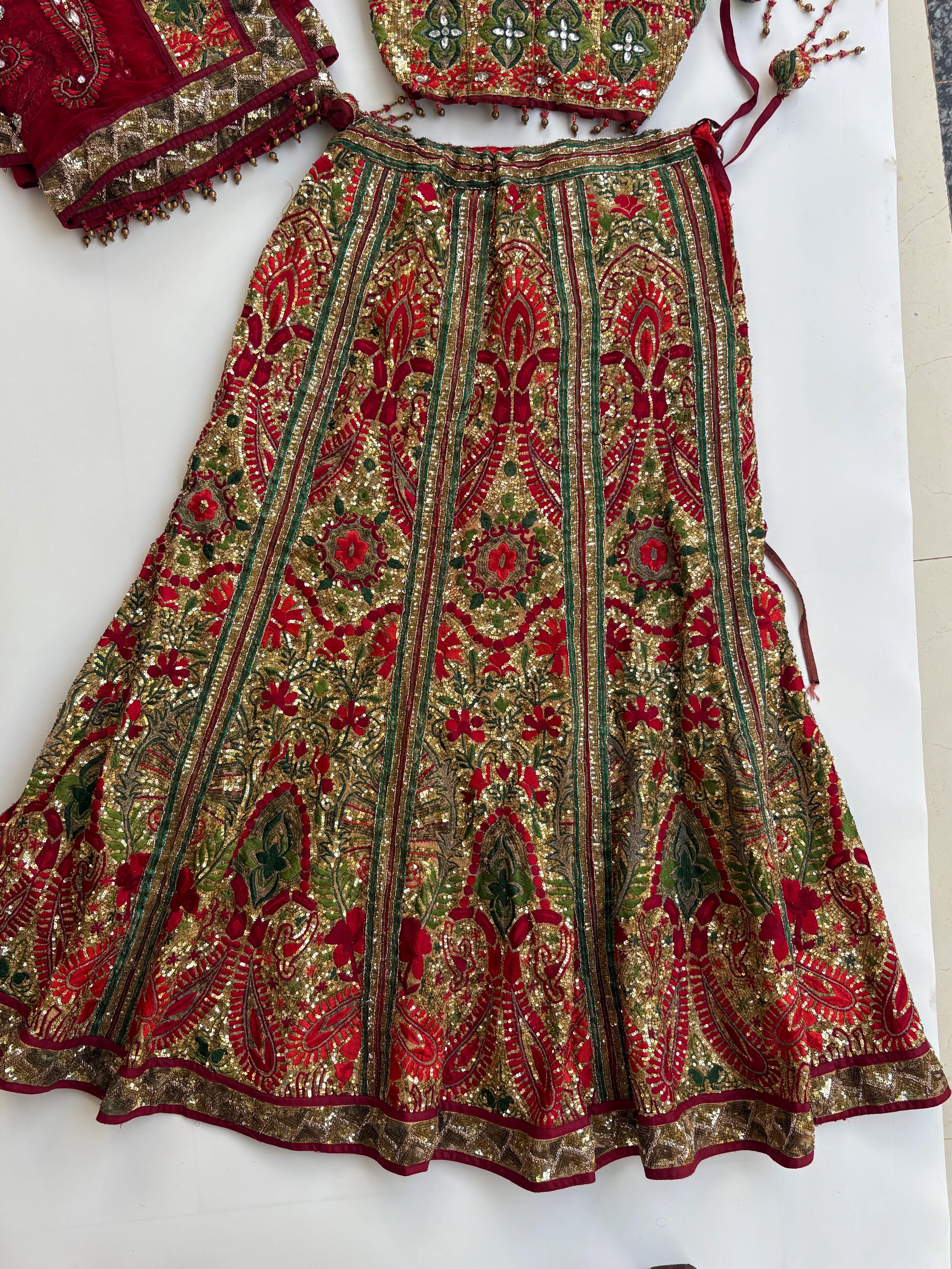 Vintage lehenga set (3 pi3ece)