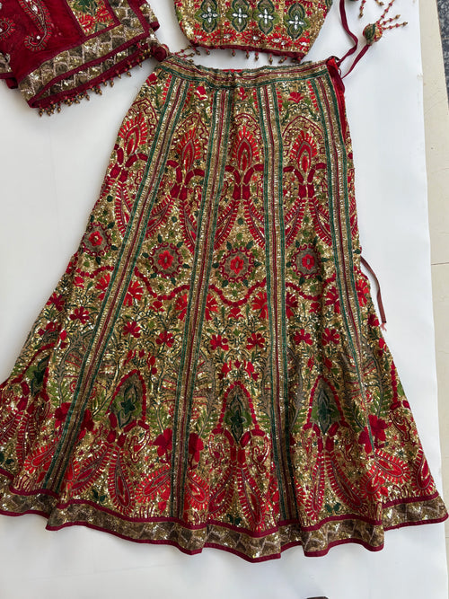 Vintage lehenga set (3 pi3ece)